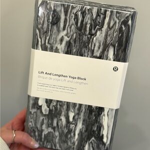 Lululemon Black and White Marble Yoga Block